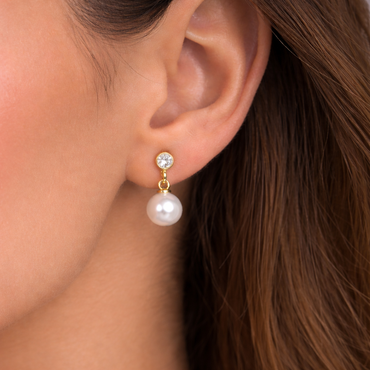 Akoya Pearl & Natural Diamond Earrings in Solid Yellow Gold