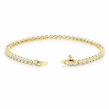 Lab-Grown Diamond Tennis Bracelet in Solid Gold