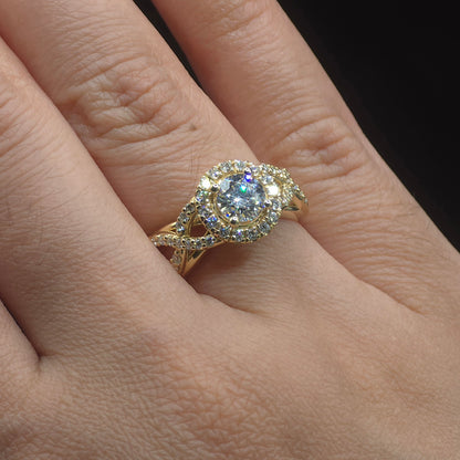 Round Halo Engagement Ring with Lab-Grown Diamond